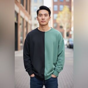 Forever 21 Men's Two-Tone Black and Green Crewneck Sweater